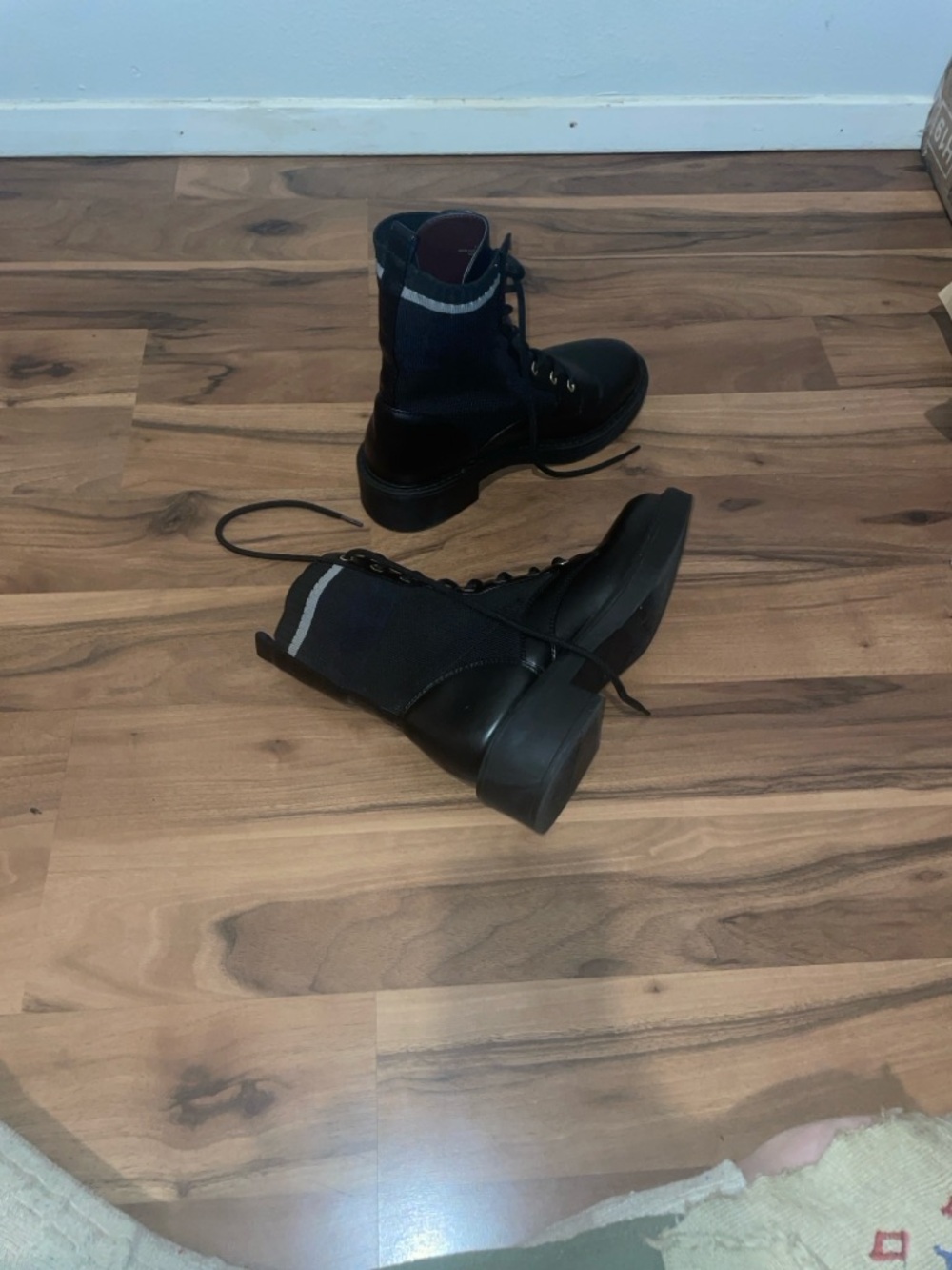 Tommy Hilfiger size 7.5 Black Leather Lace-Up Combat Moto Boots Like New - Picture 6 of 6